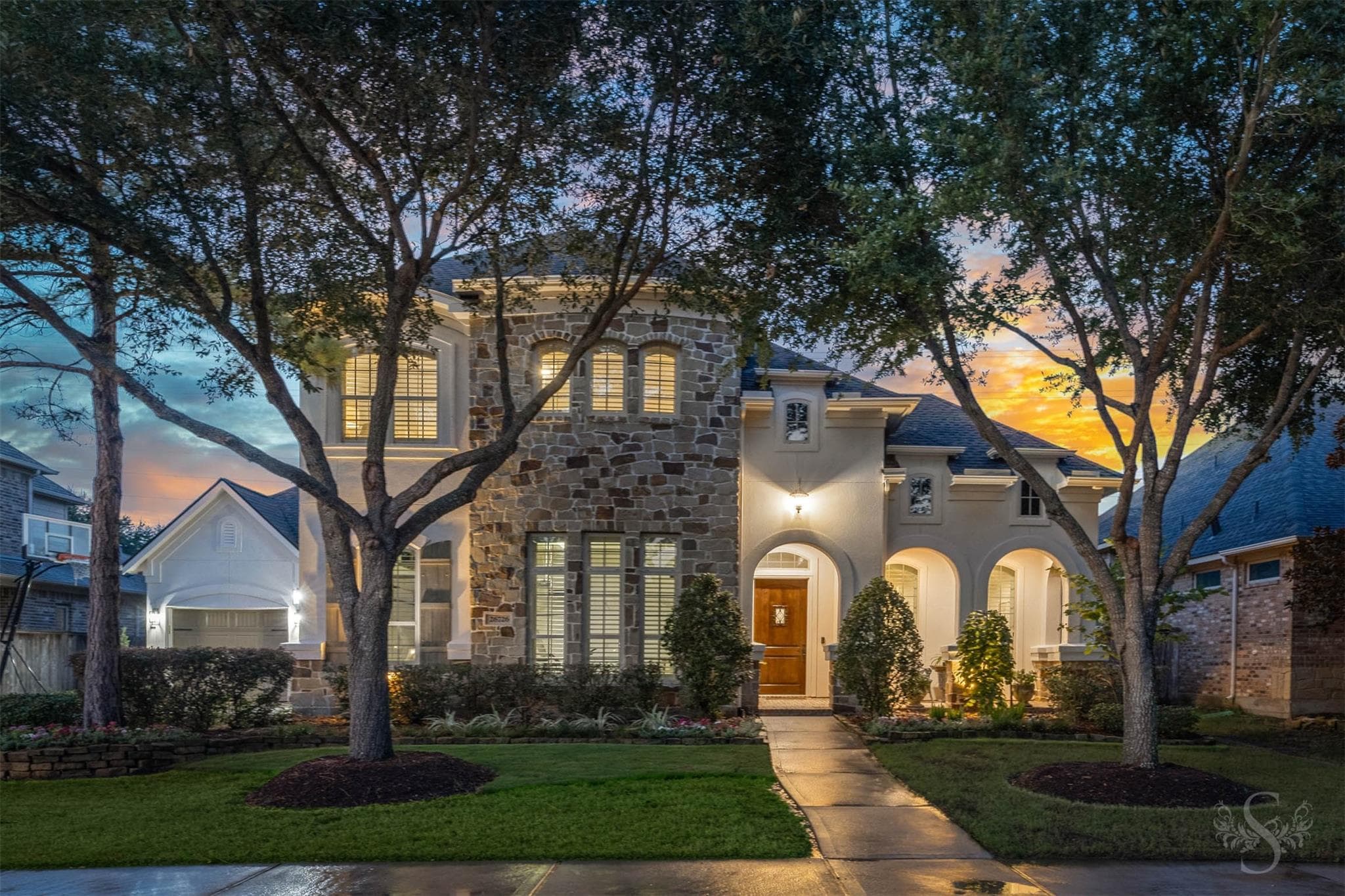 26726 Cedardale Pines Dr