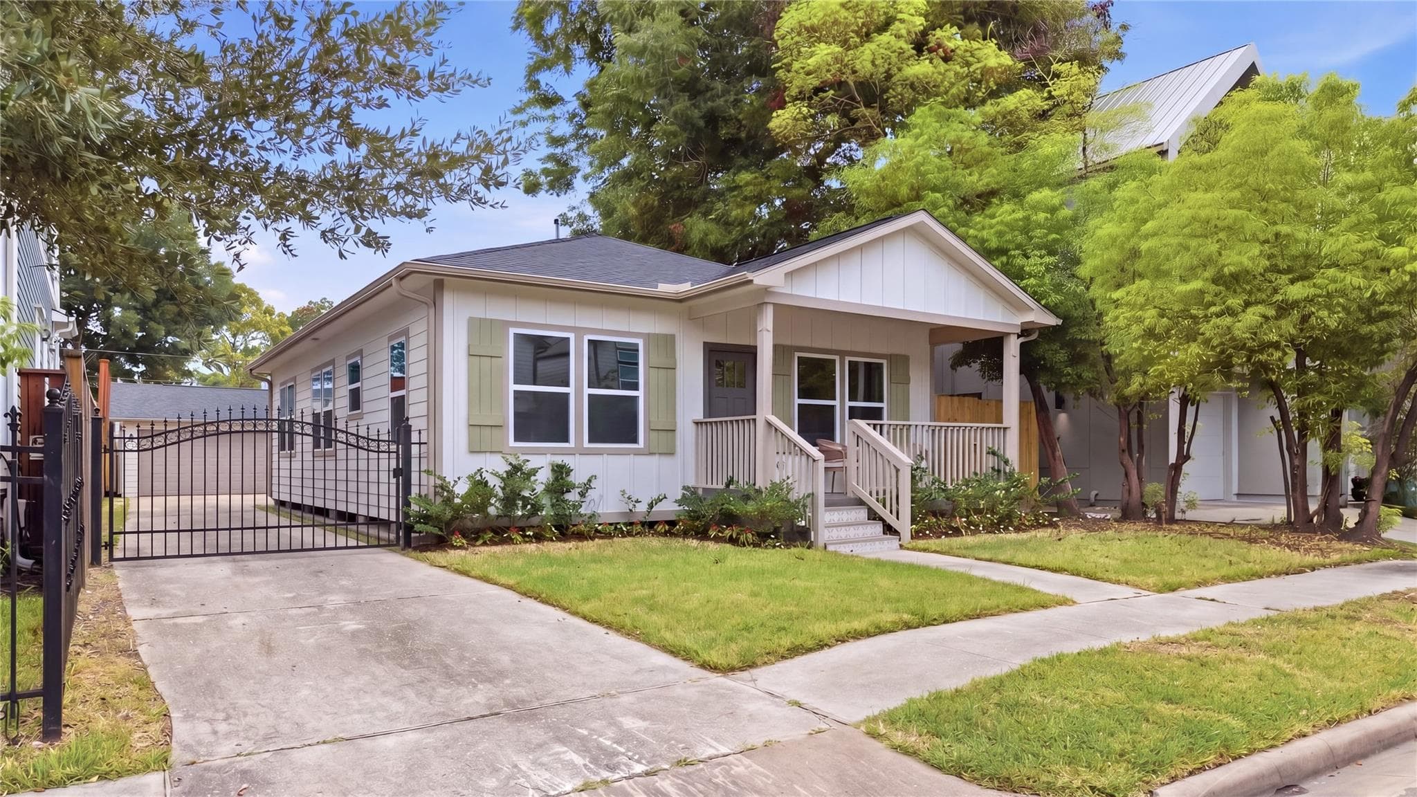 1202 Aurora Street