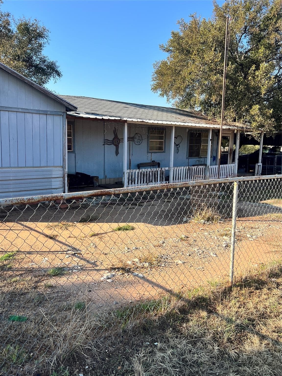 5100 Thunderbird Drive