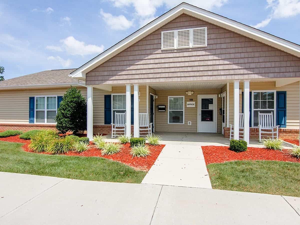 100 Thaddeus Ln Nw, Va