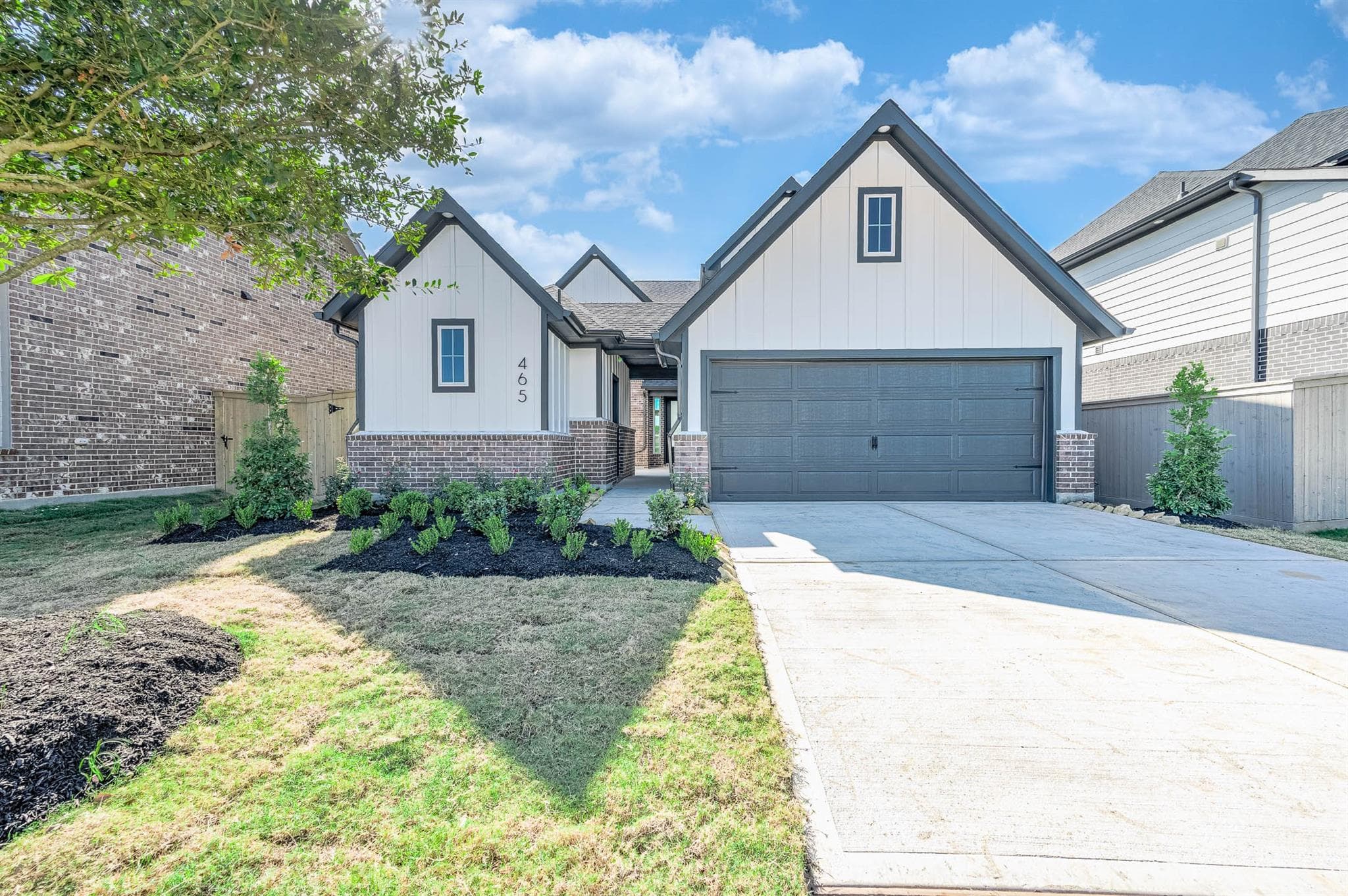 465 Wild Thicket Drive