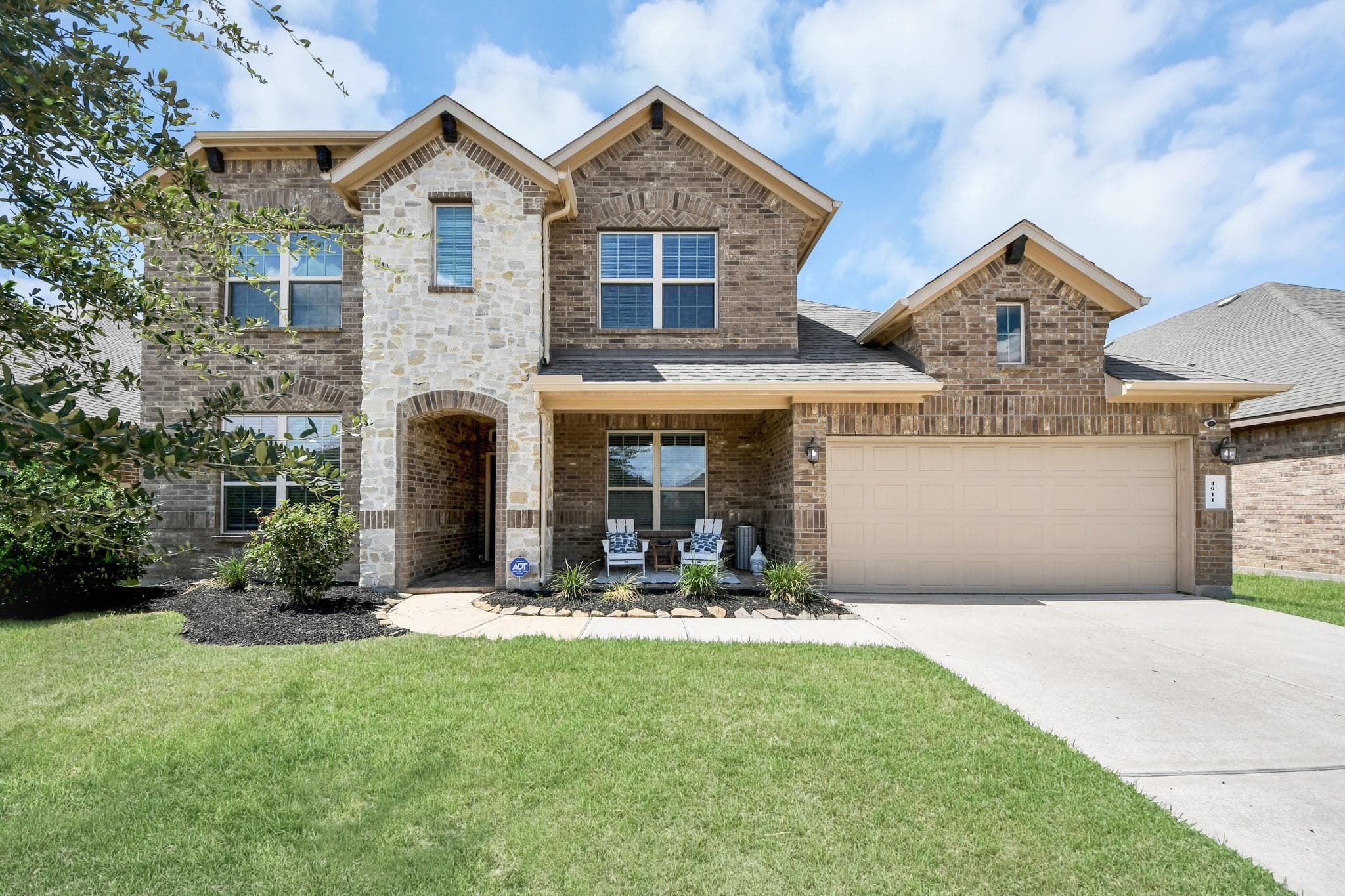 4911 Vergano Villa Drive