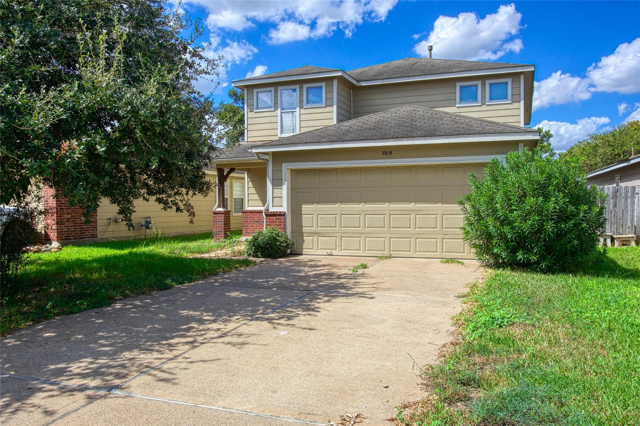 7615 Yucca Field Drive