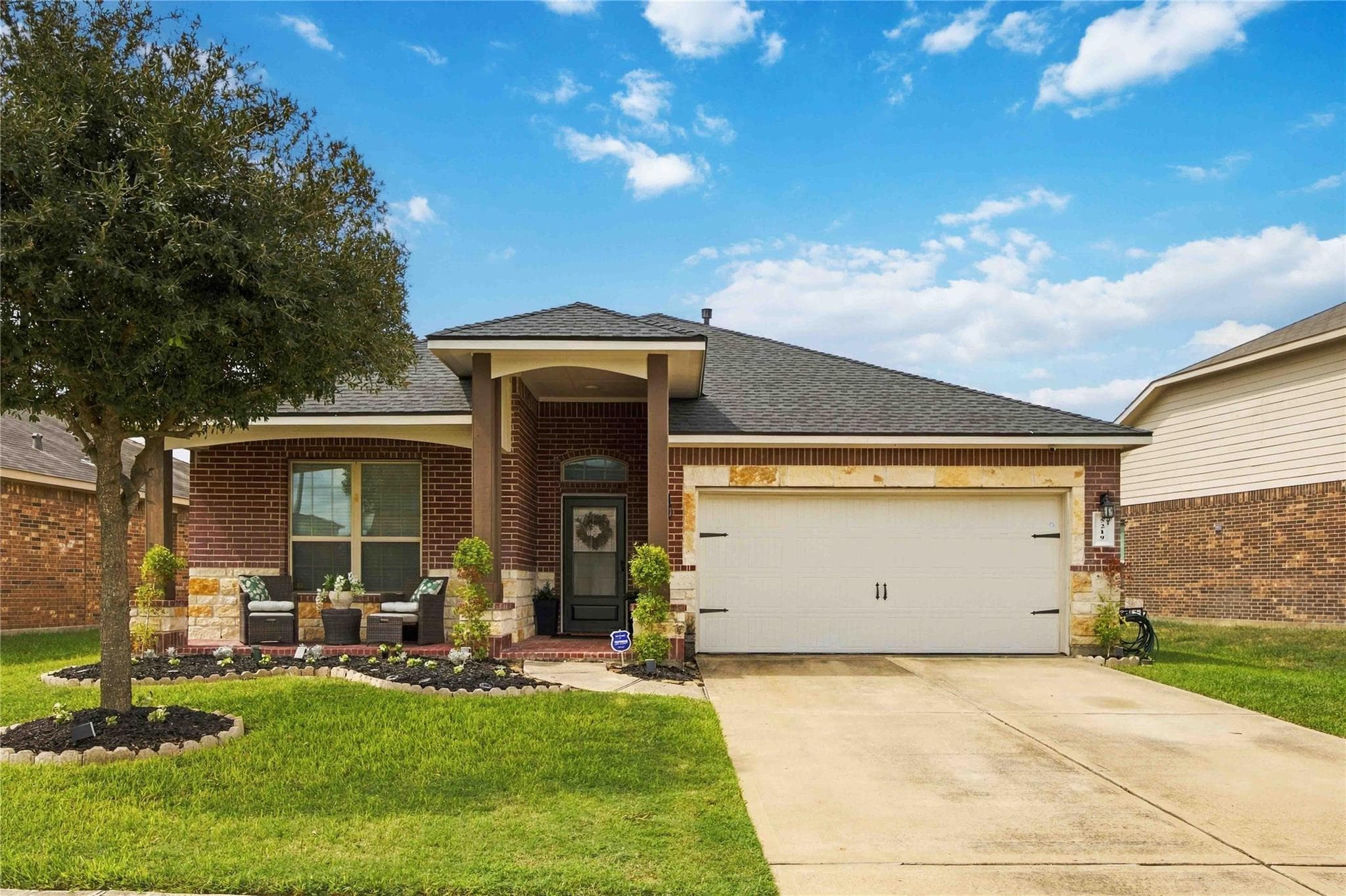 5219 Victoria Landing Trail