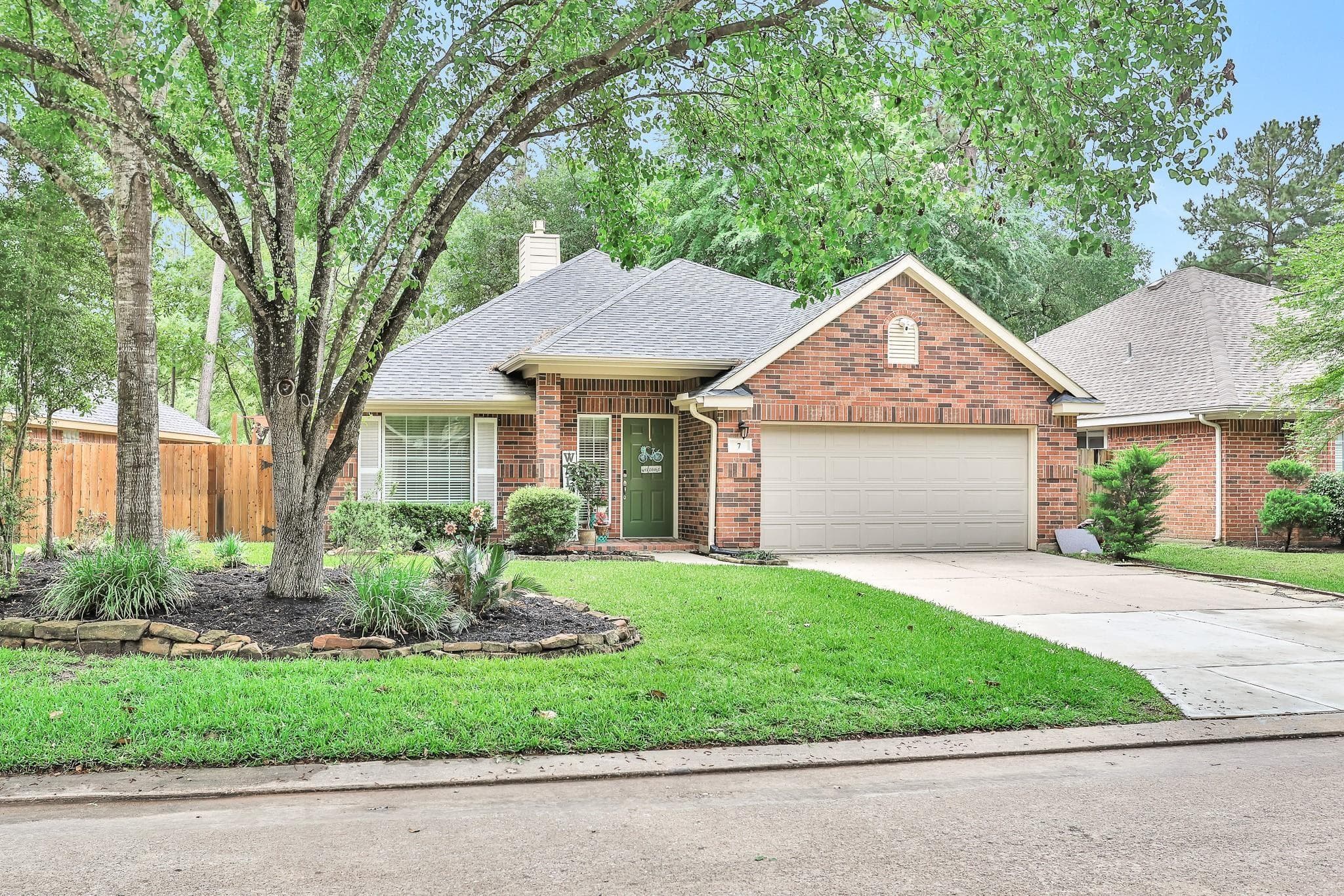 7 Cypress Bayou Court