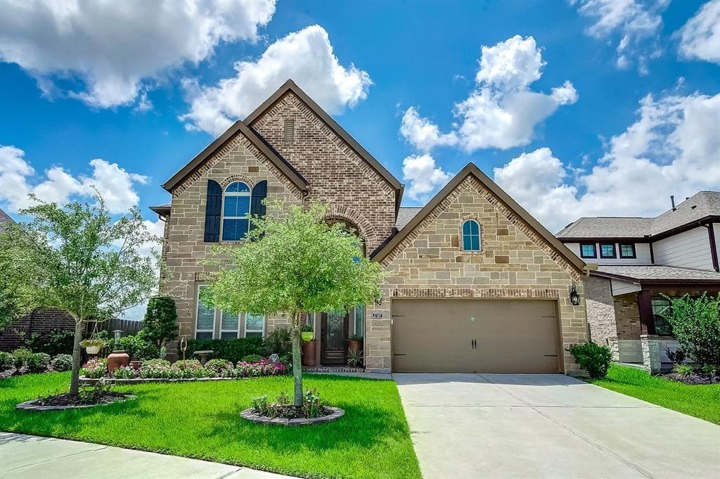 27107 Naples Run Lane