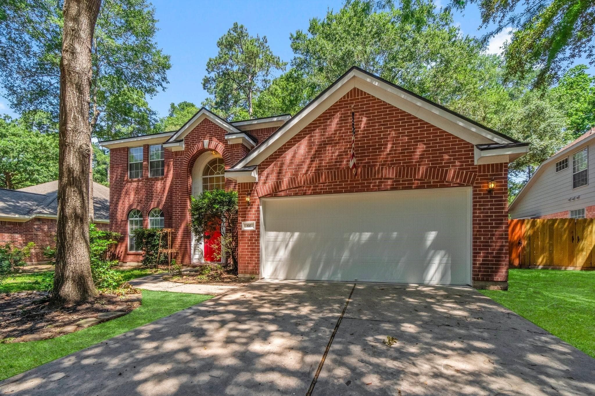 66 Terraglen Dr