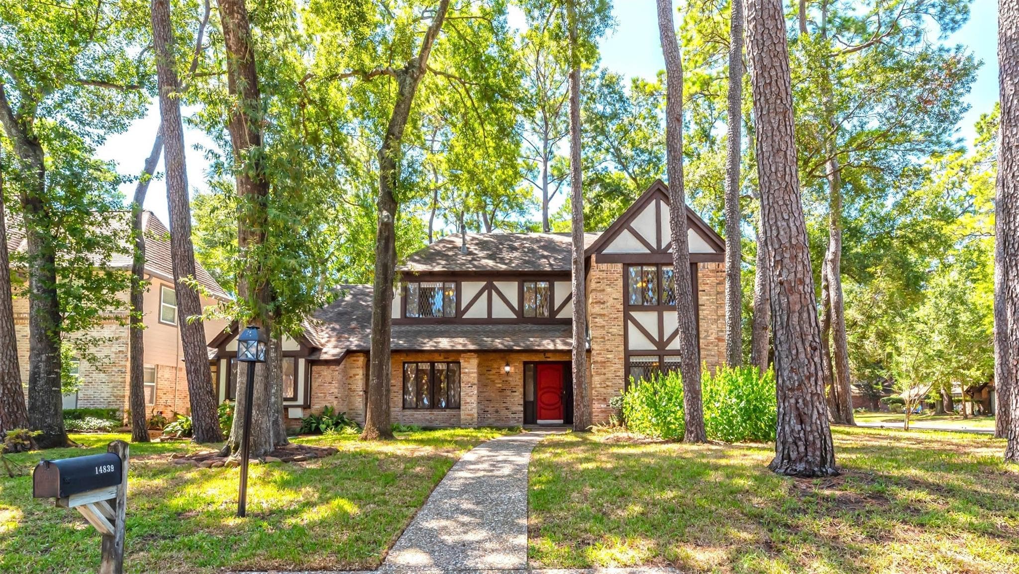 14839 La Quinta Lane