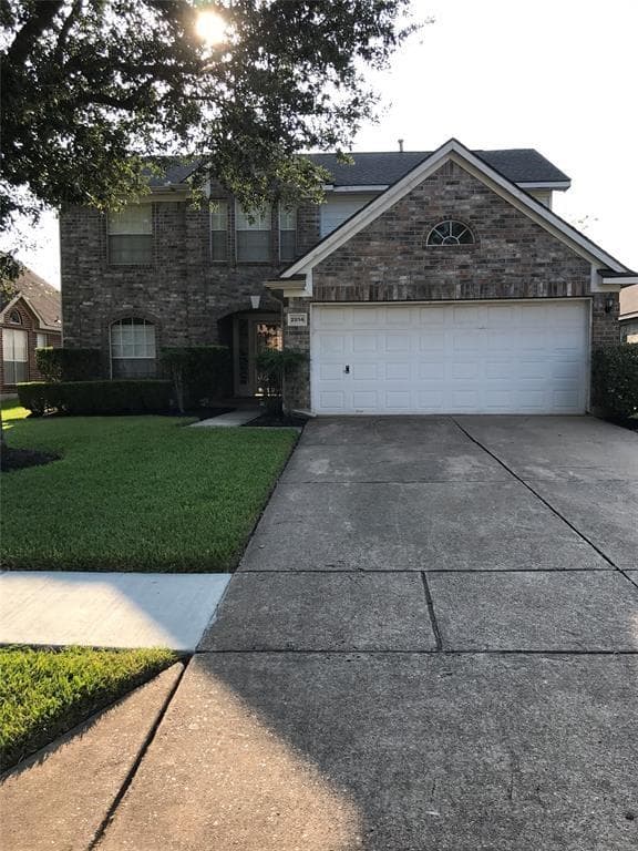 2814 Foxden Drive