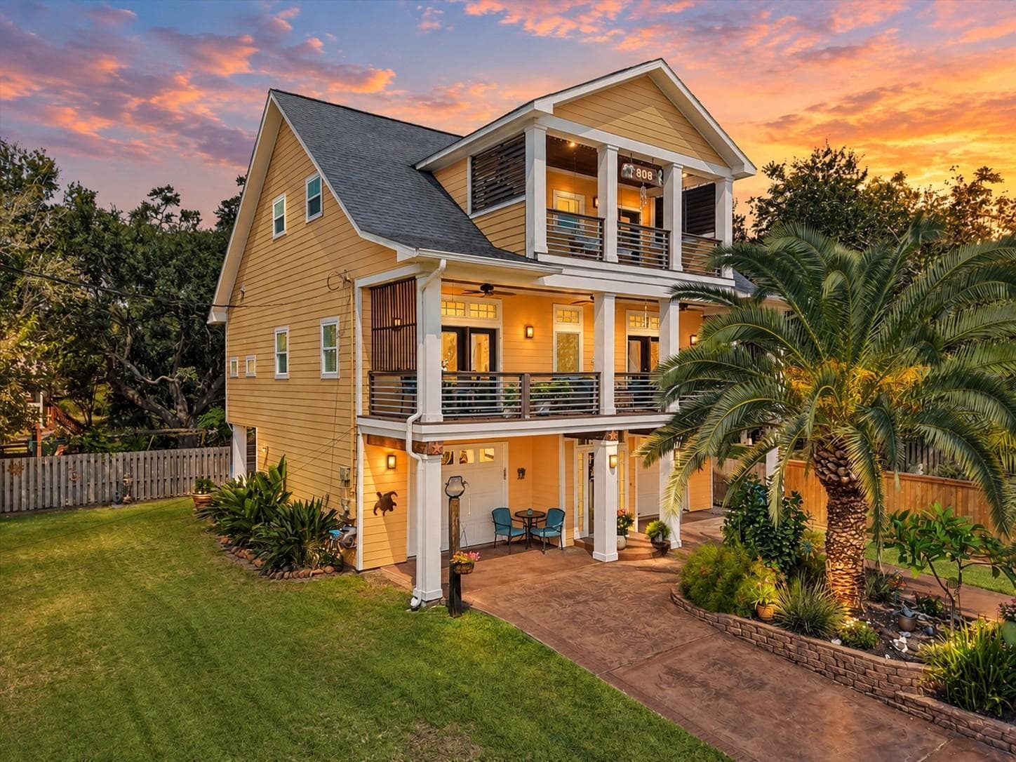 808 Elm Road