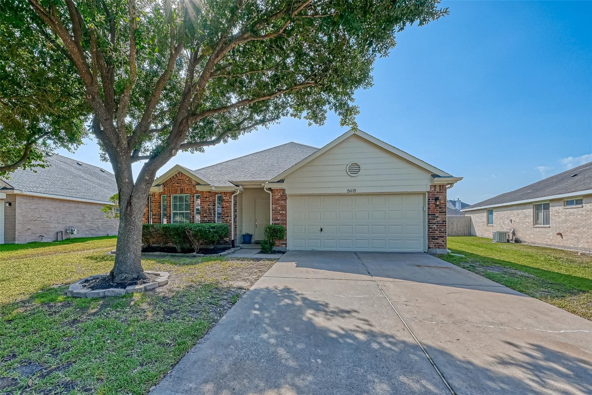 8418 Woodland Knoll Lane