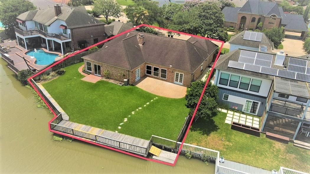 1231 Creekford Circle