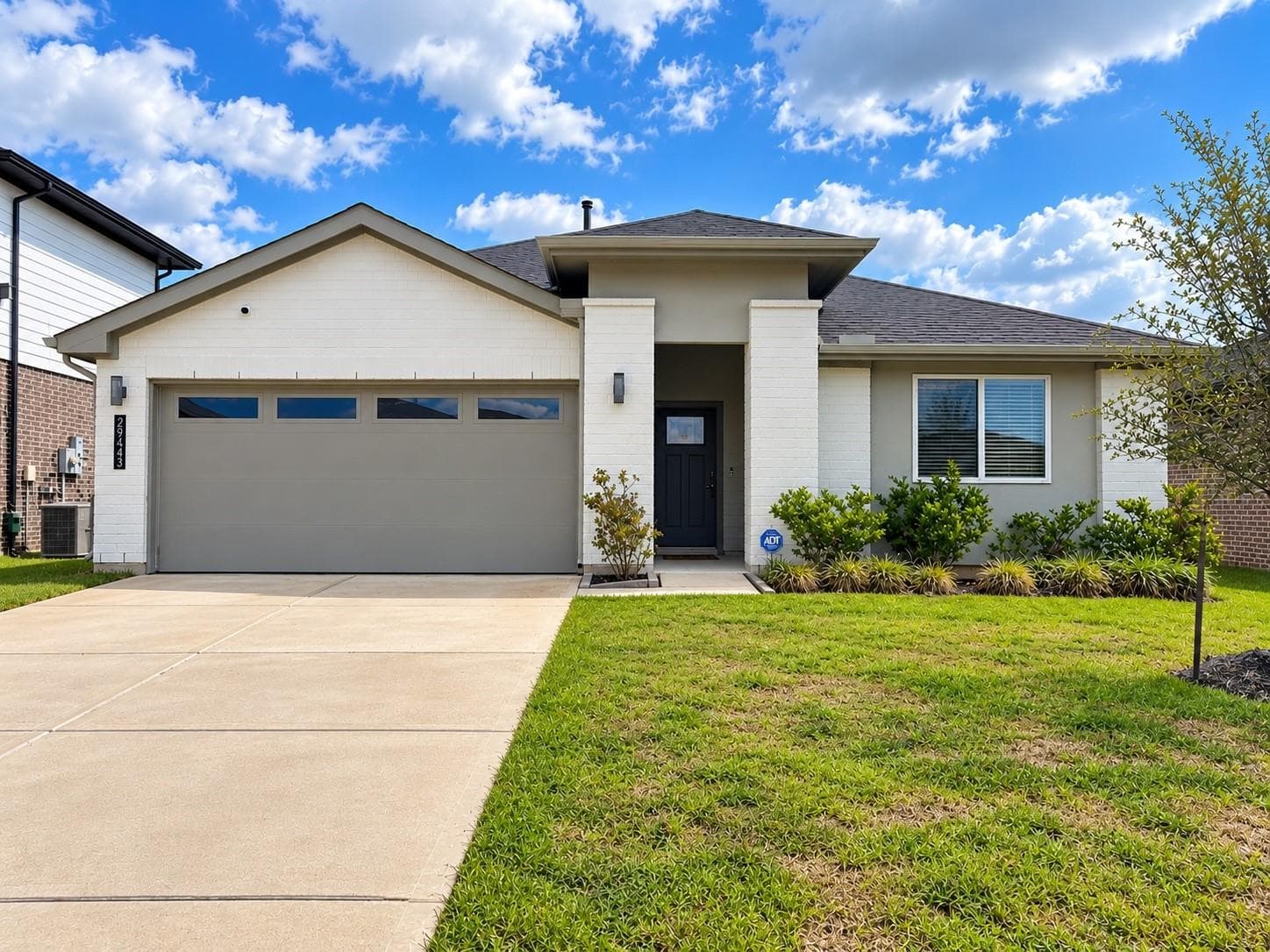 29443 Bryans Manor