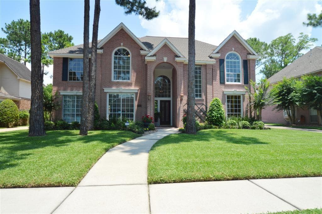 4103 Walnut Pond Drive
