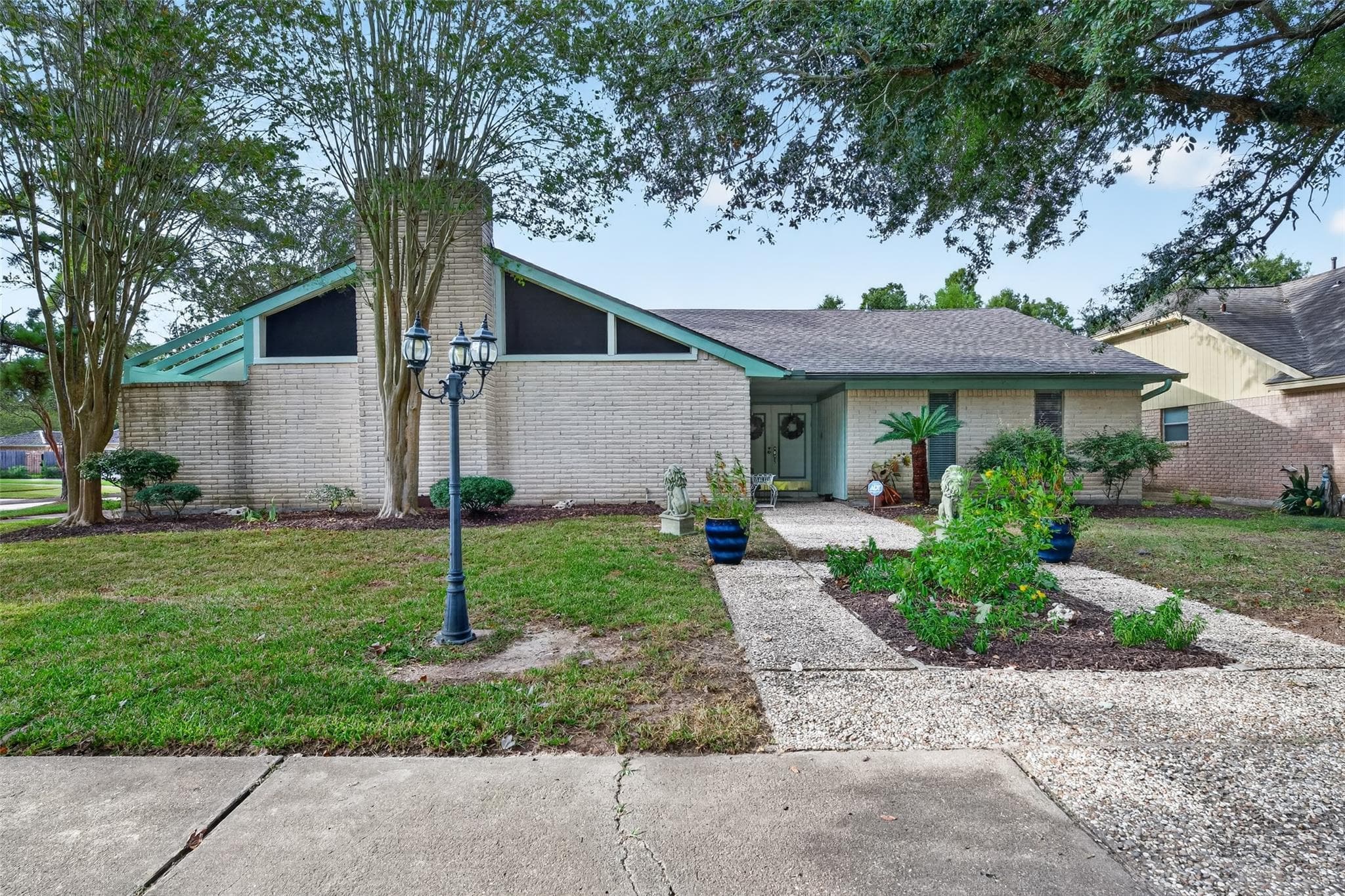 16403 Glenshannon Drive