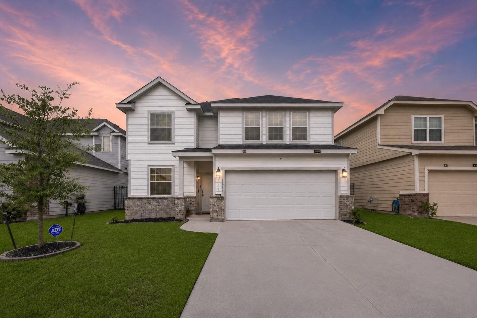 24706 Bastiani Canvas Lane
