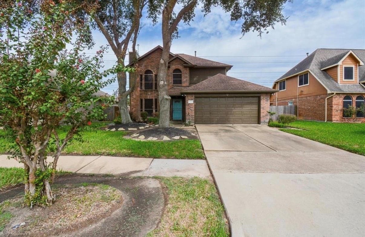 6834 River Bluff Drive