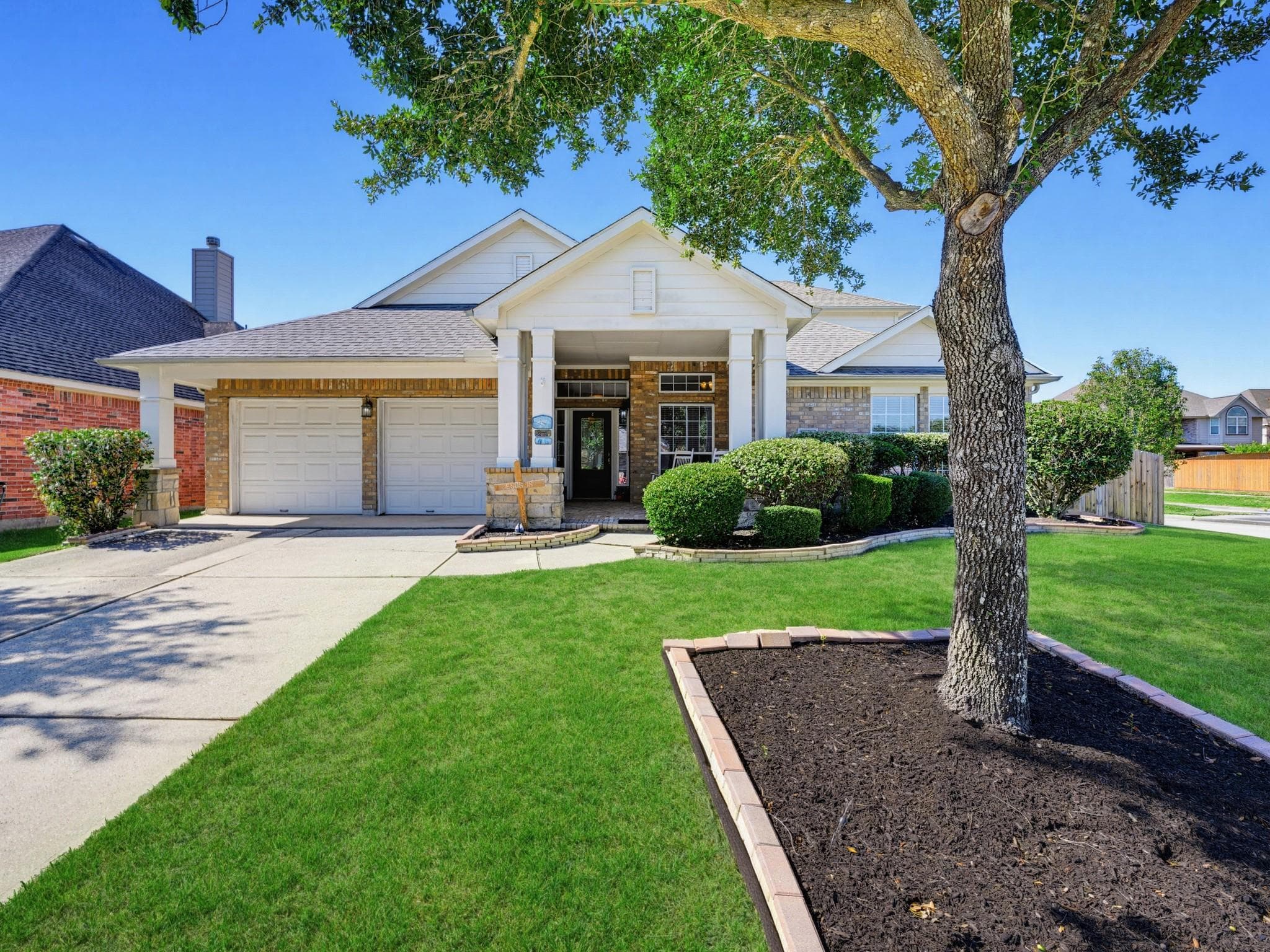 2521 Twisting Pine Court