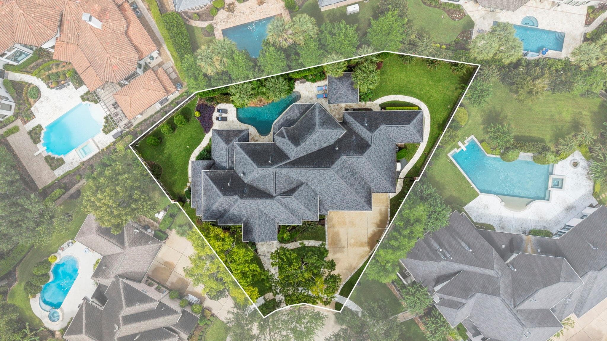 7 Silverloch Court