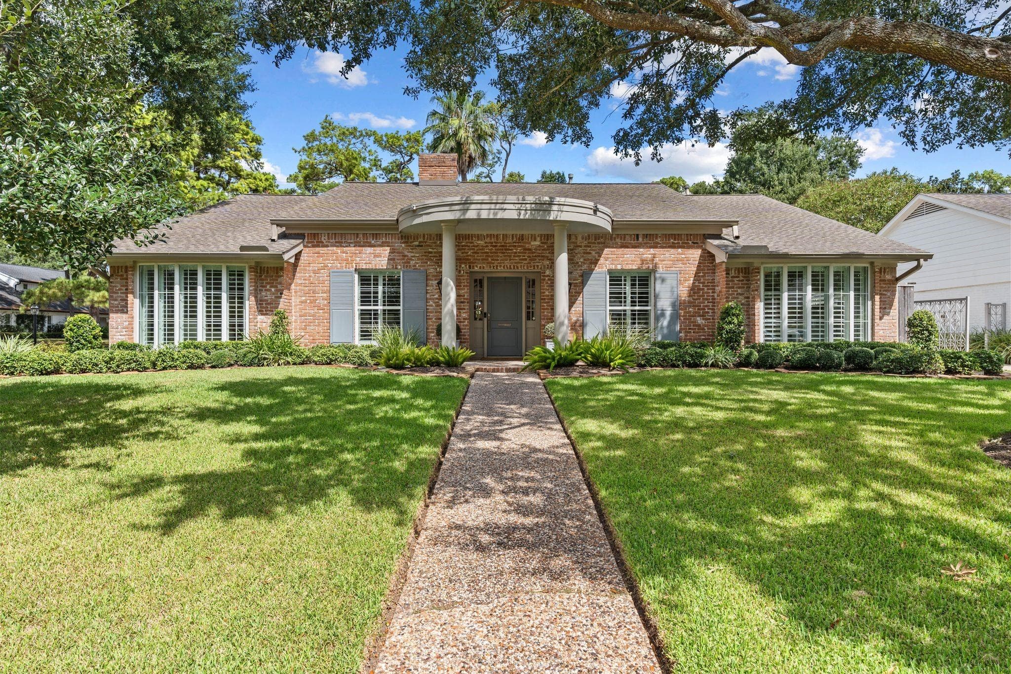 10052 Lynbrook Drive