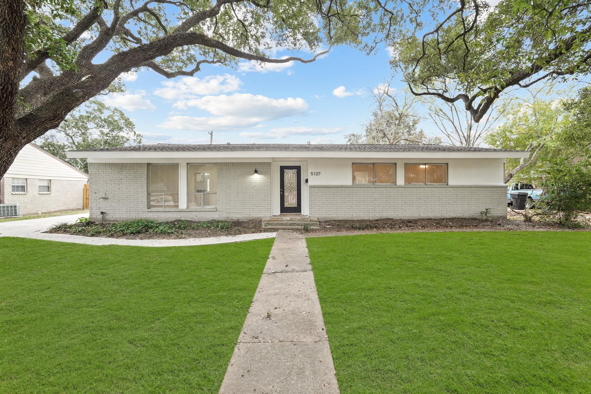 5127 W Bellfort Avenue