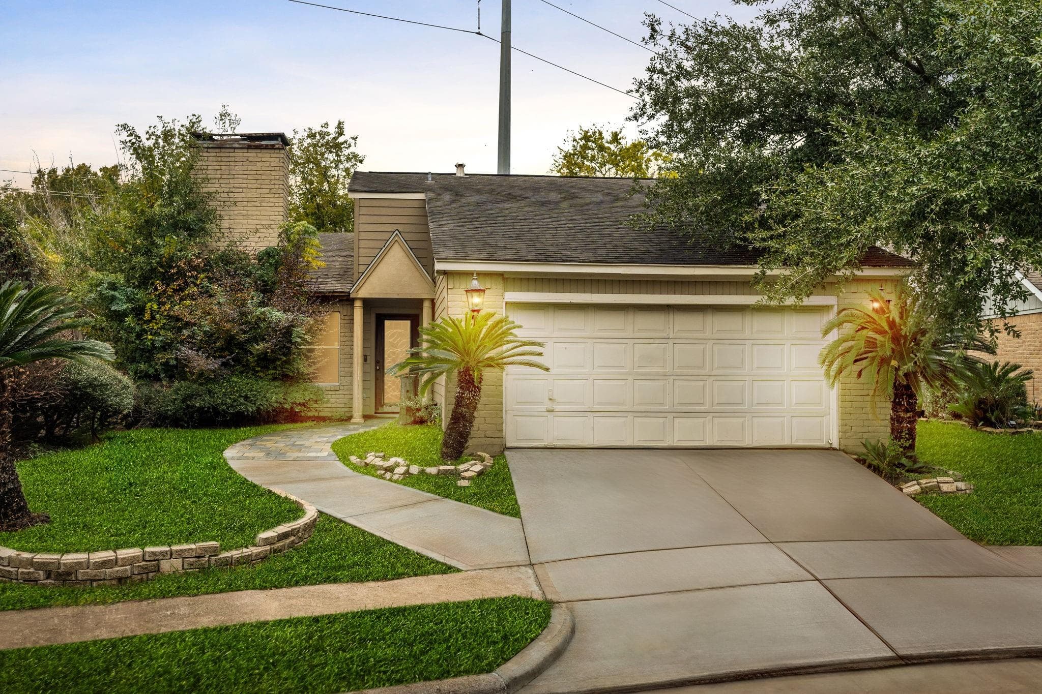5455 Oakhaven Lane