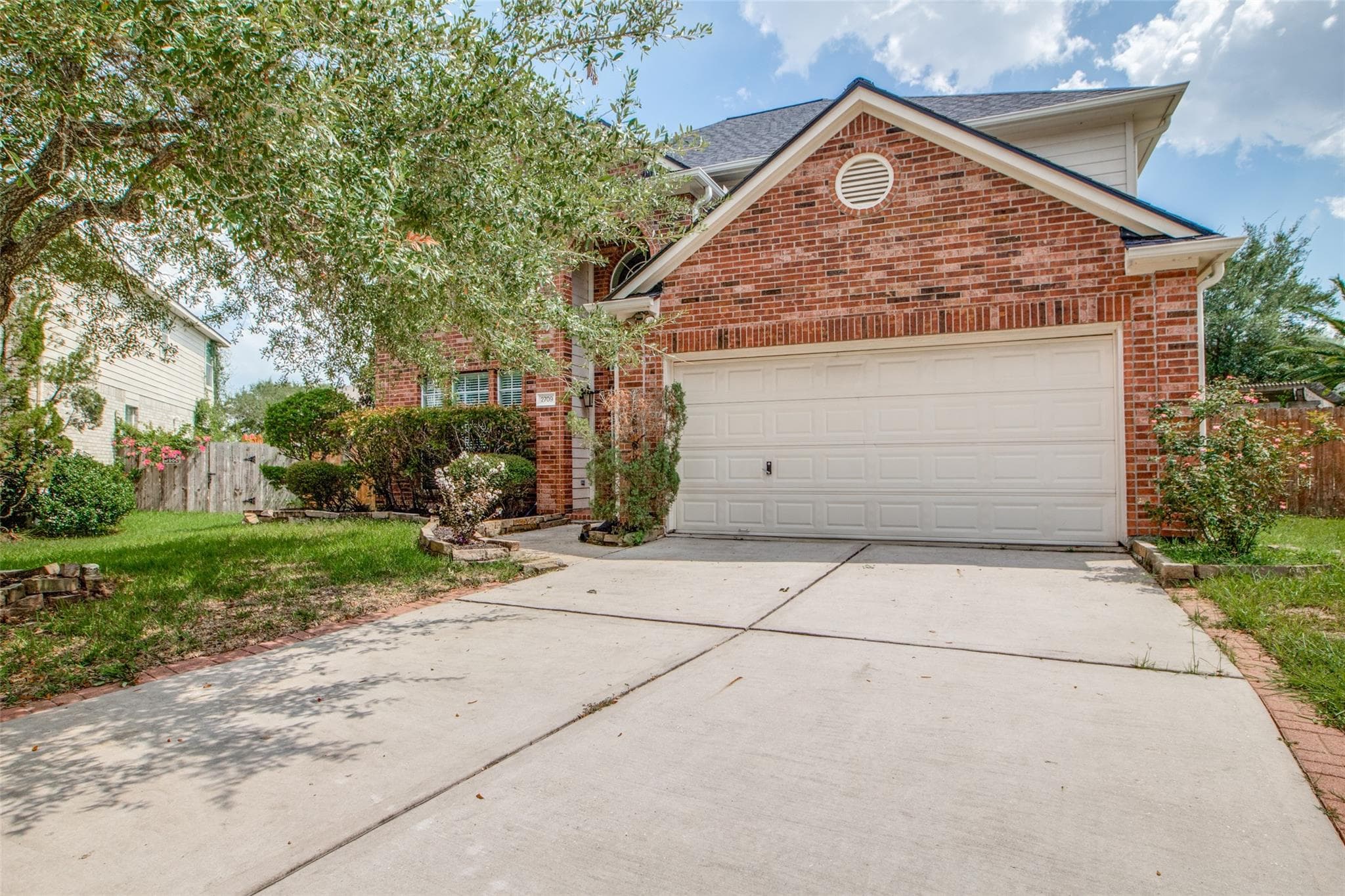 2709 Sunhill Court