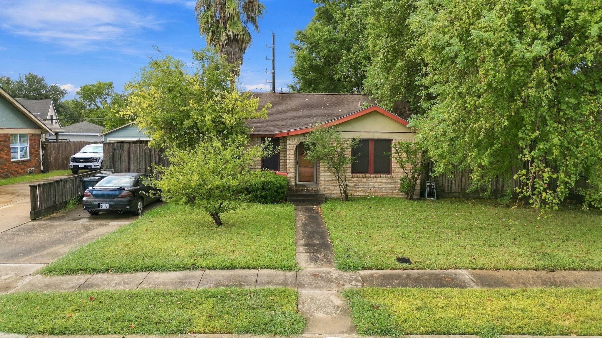 423 Lakeview Drive