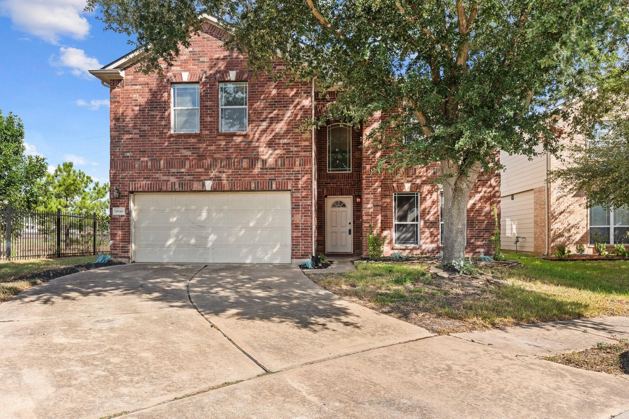 19546 Grand Colony Court