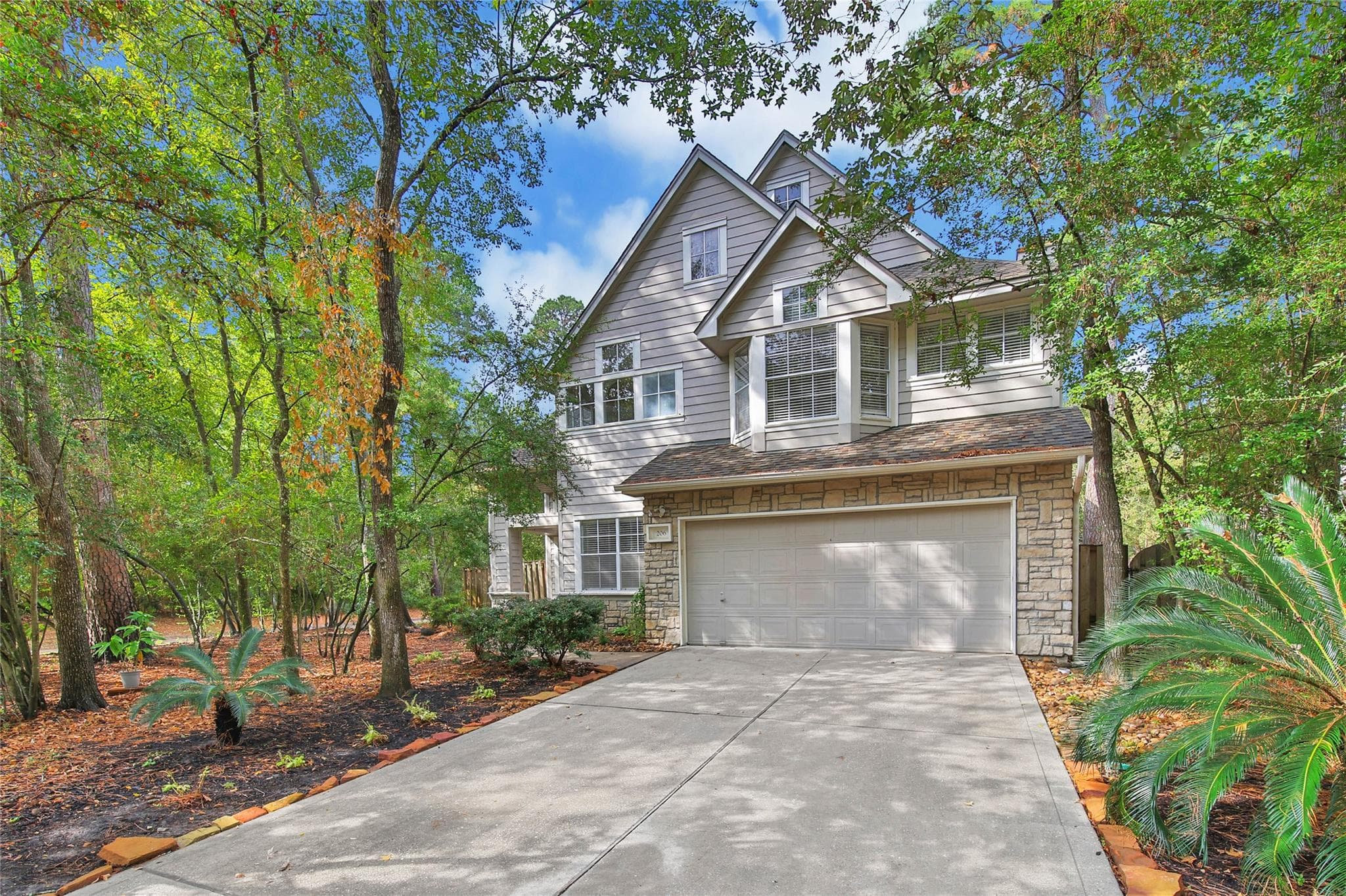 206 W Greywing Circle