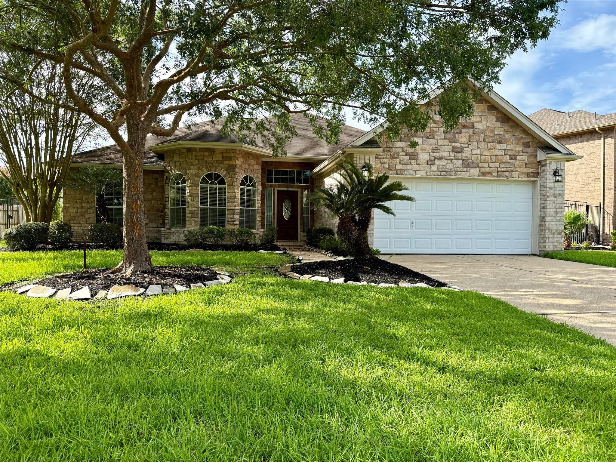 3221 River Birch Drive