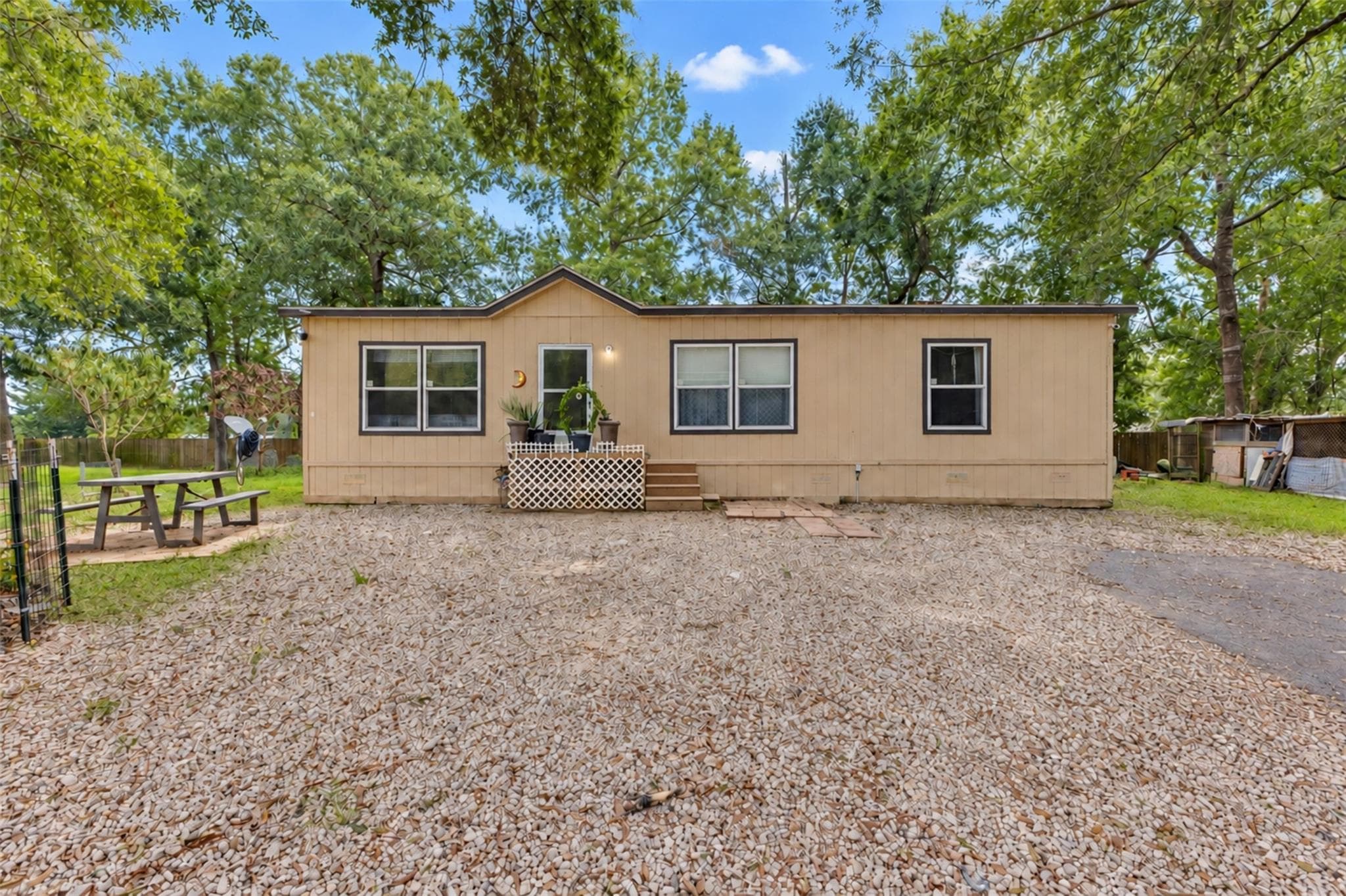 21602 County Road 3746