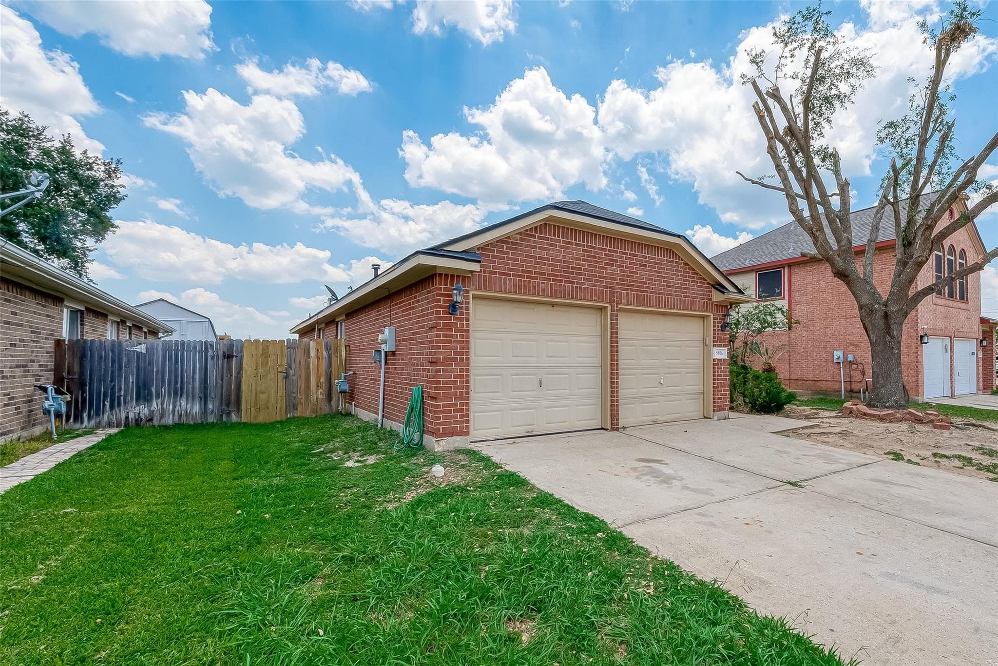 5806 Windcliff Court