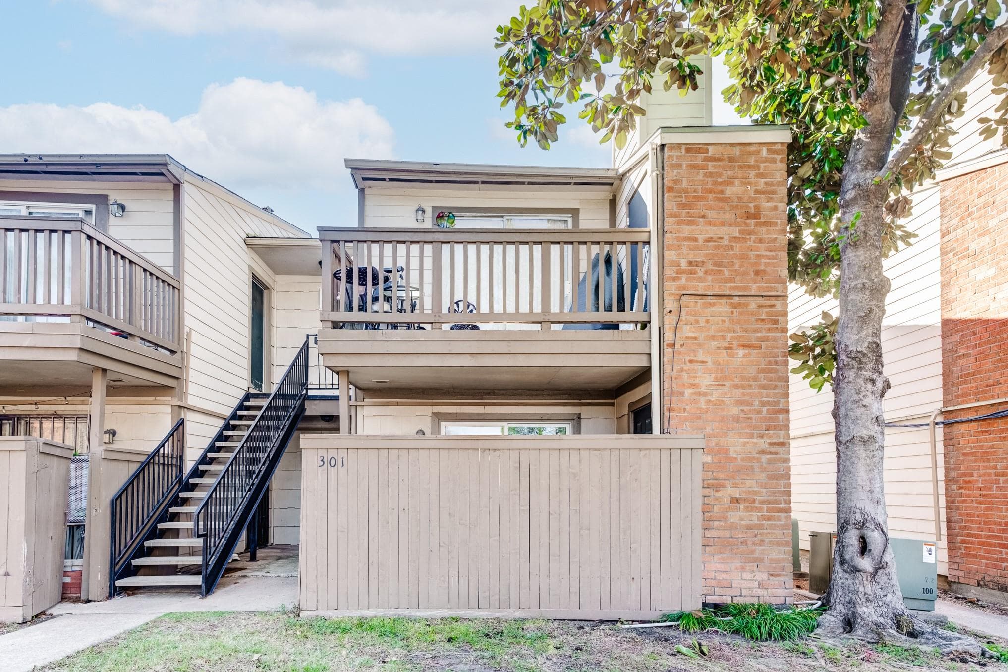 6001 Reims Road #301