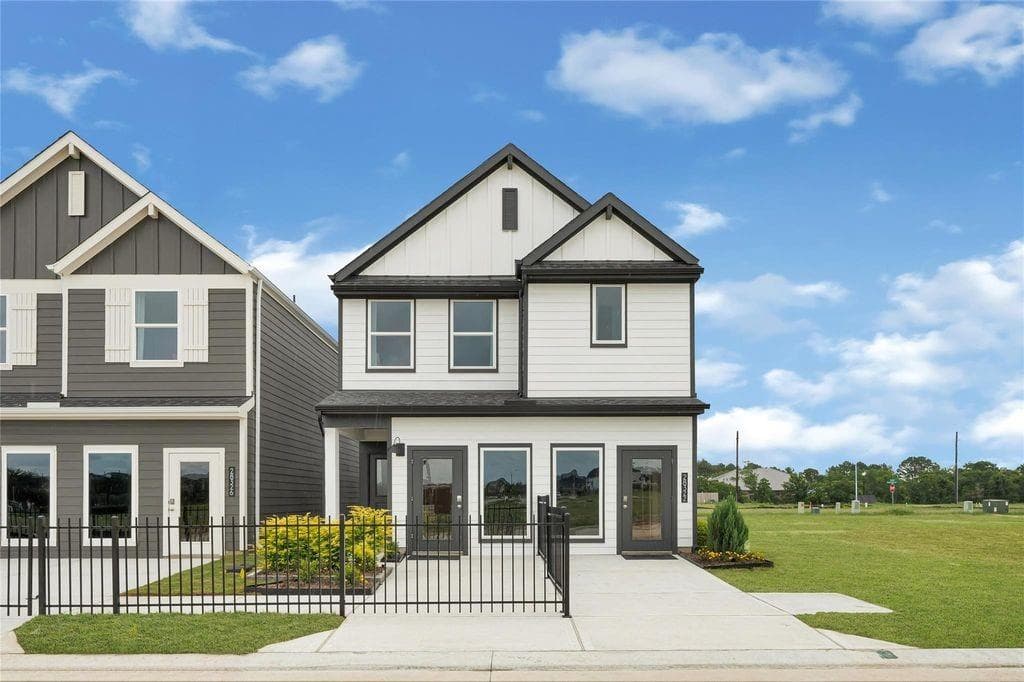3547 Blackbird Lane