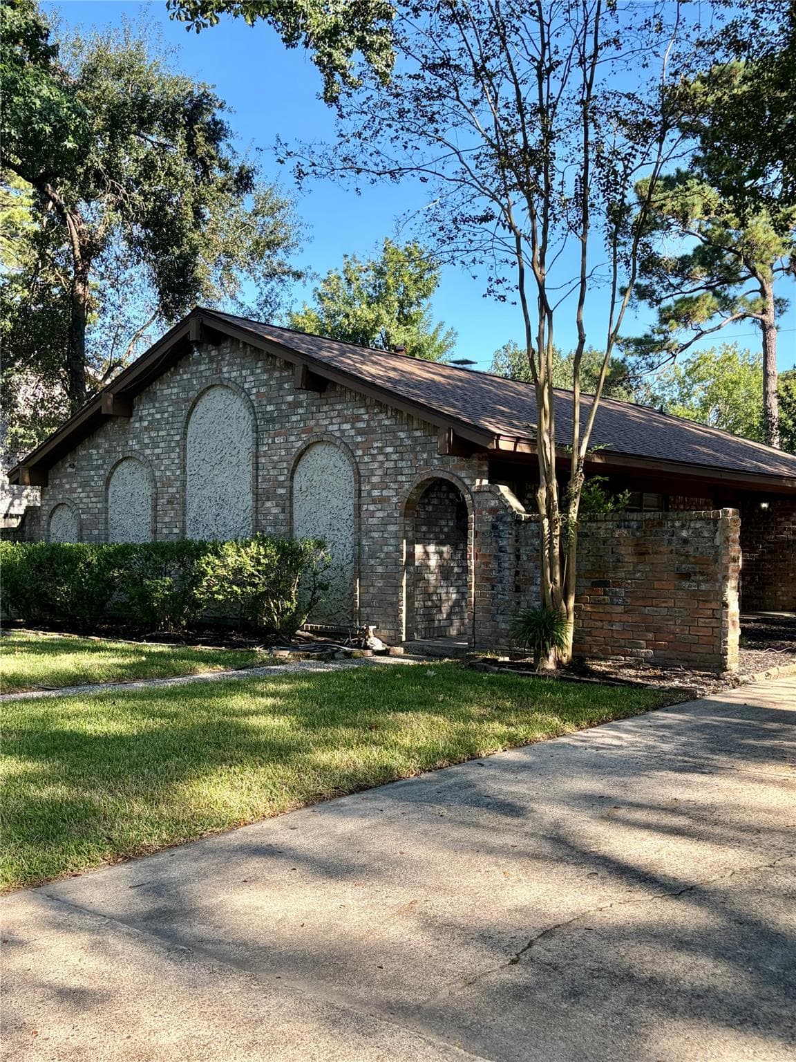 5927 Theall Road