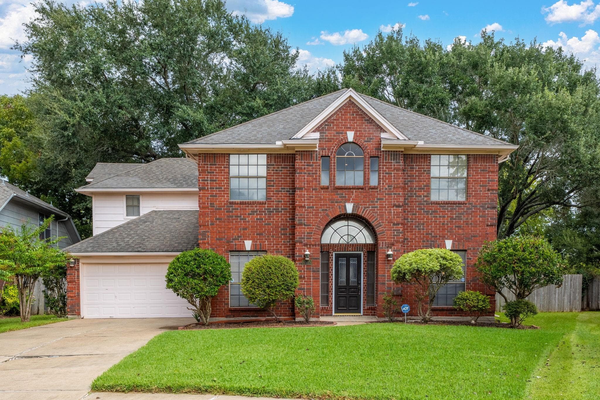 6519 Oakburl Court