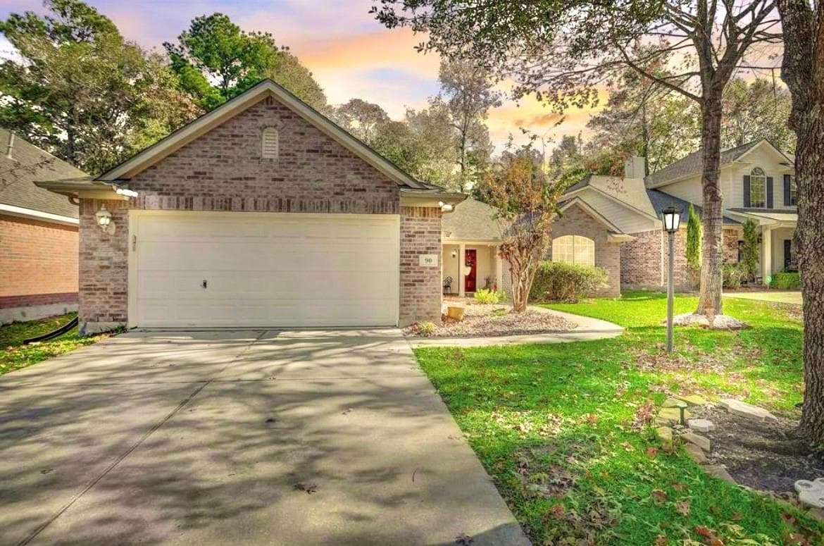 90 N Creekmist Place