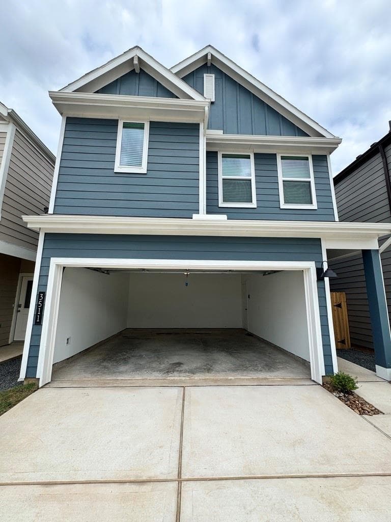 3511 Blackbird Ln