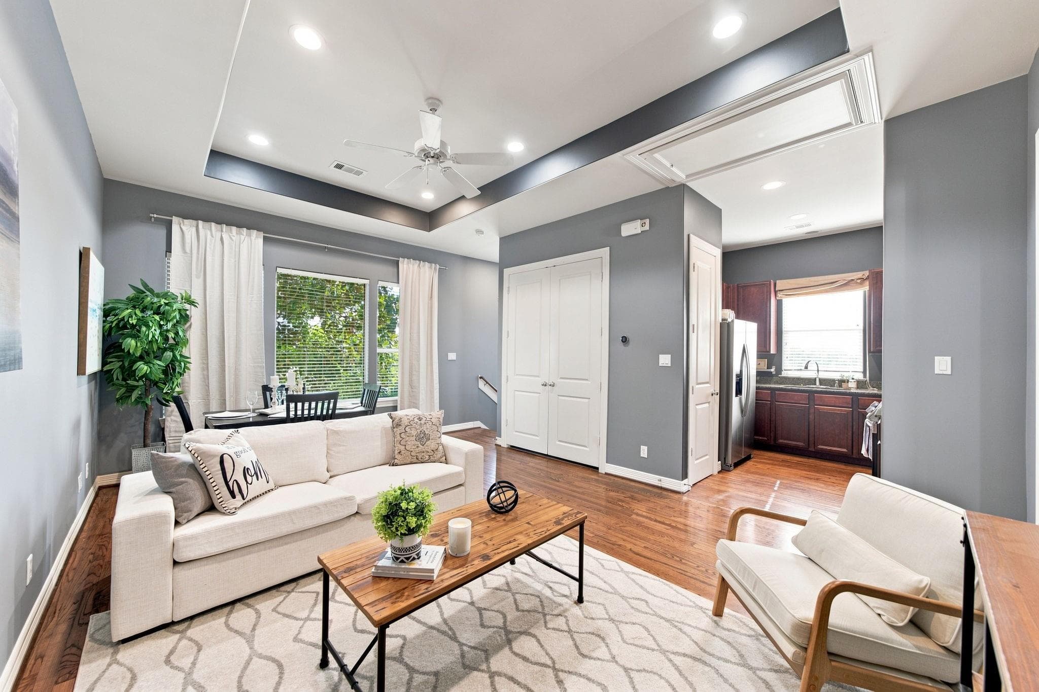 3808 Center Plaza Drive
