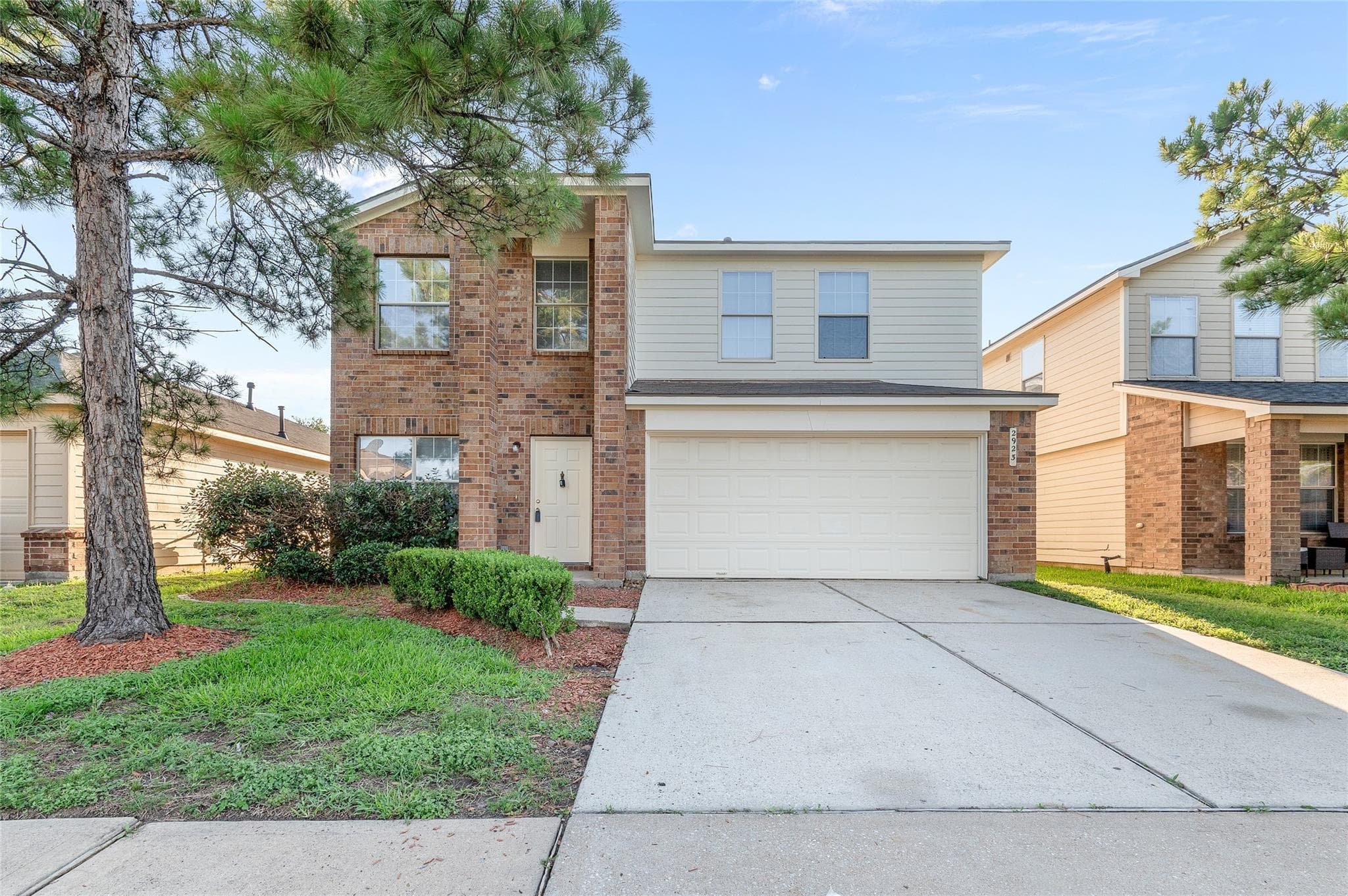 2923 Katybriar Lane
