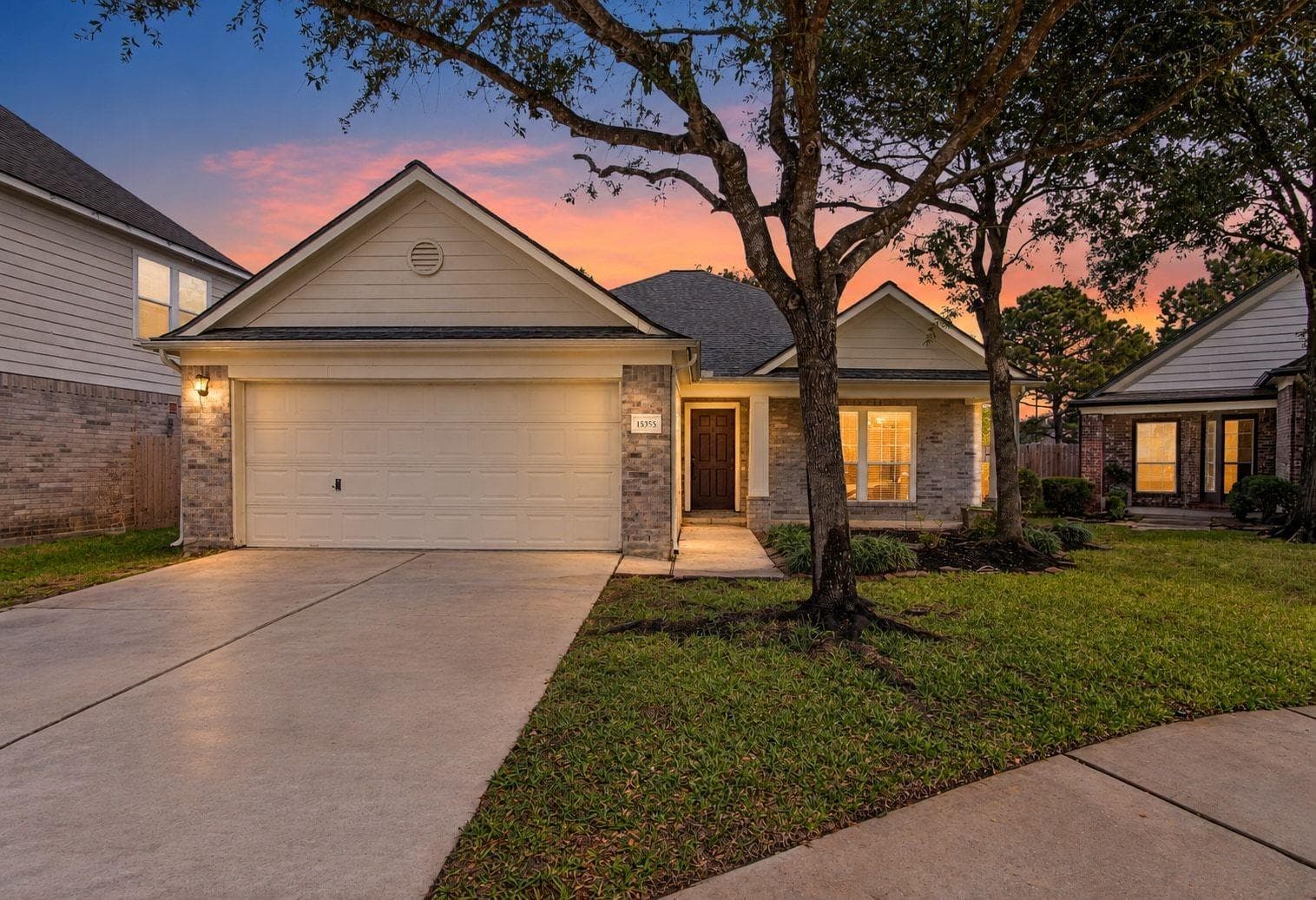 15355 Ochre Leaf Trail