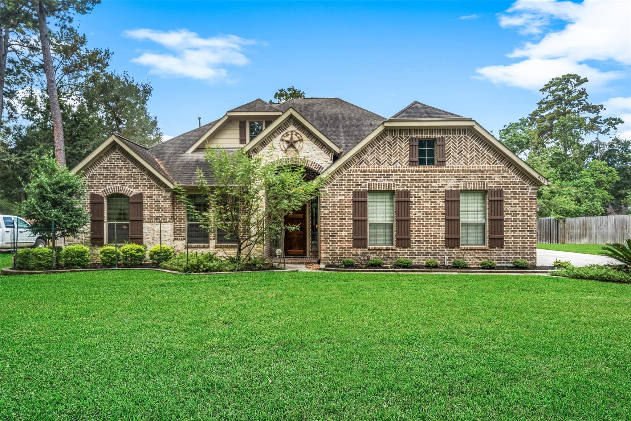 903 Weeping Willow Way