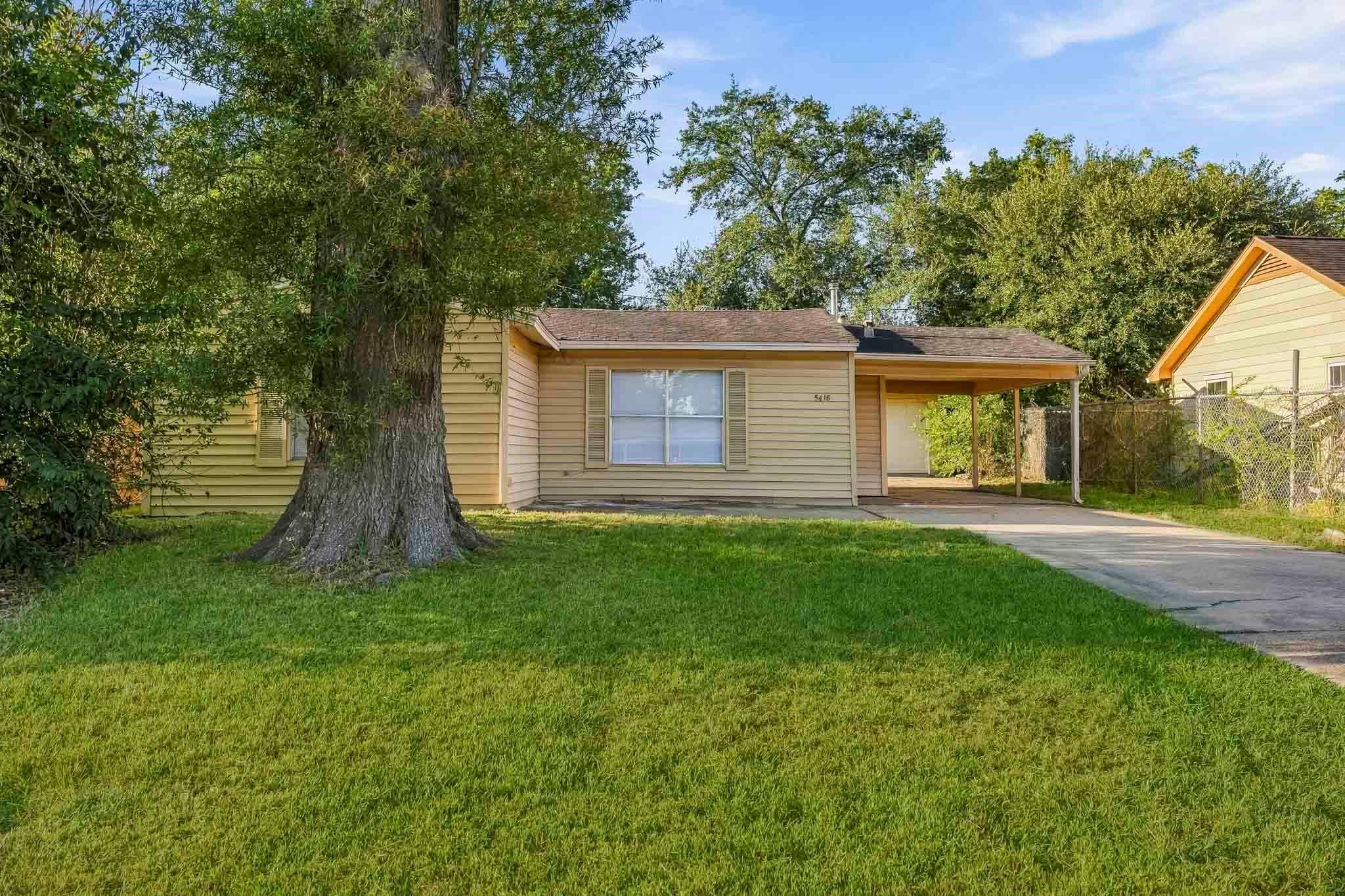 5418 Ridgeway Drive