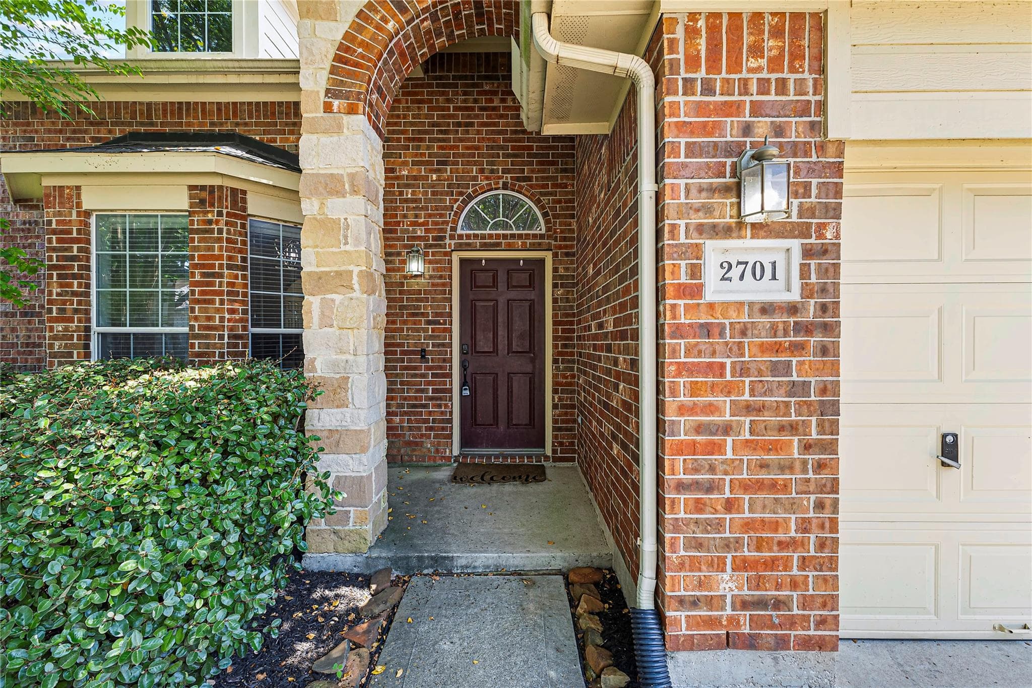 2701 Shallow Falls Court