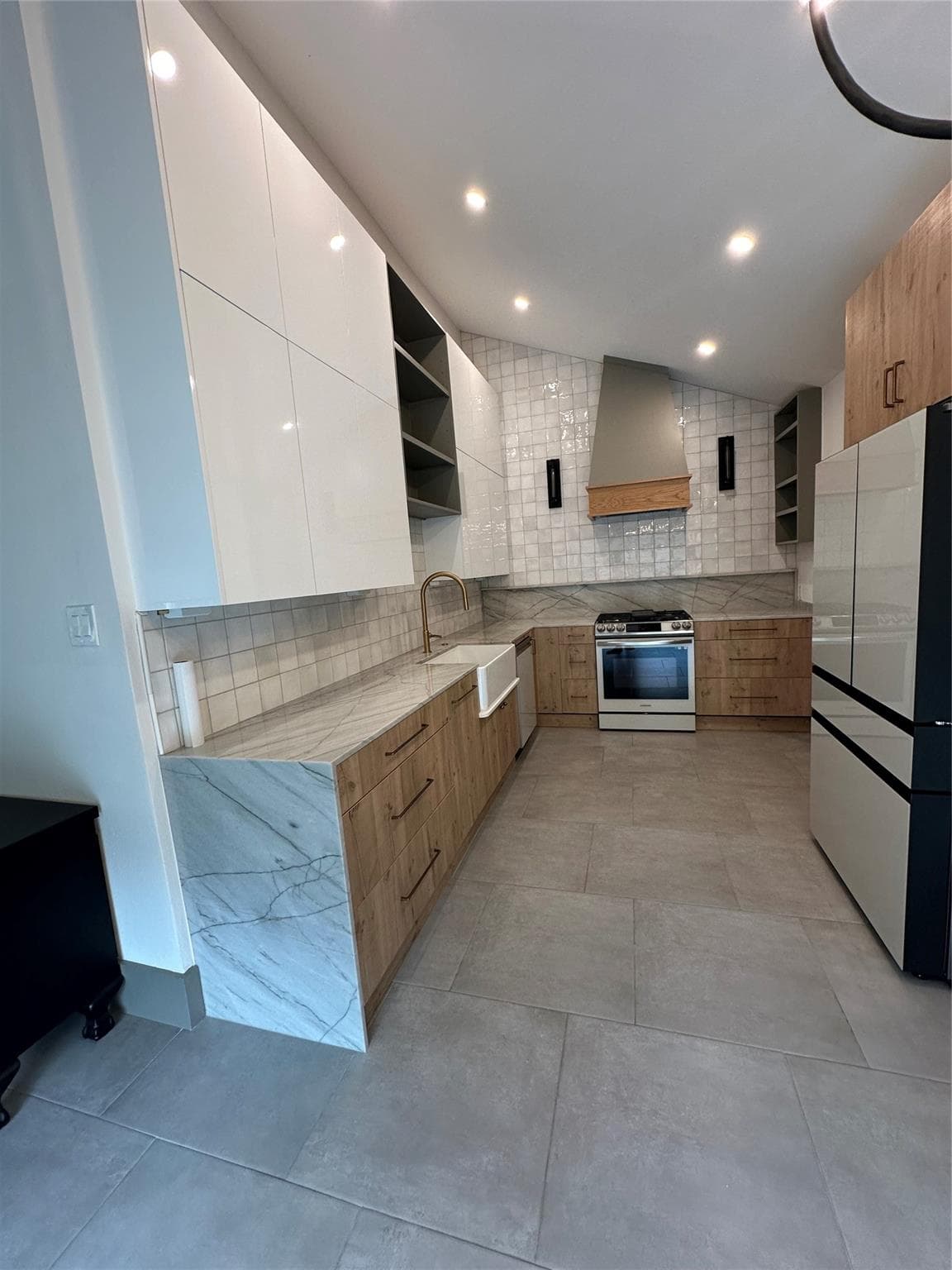 16162 Seahorse Drive