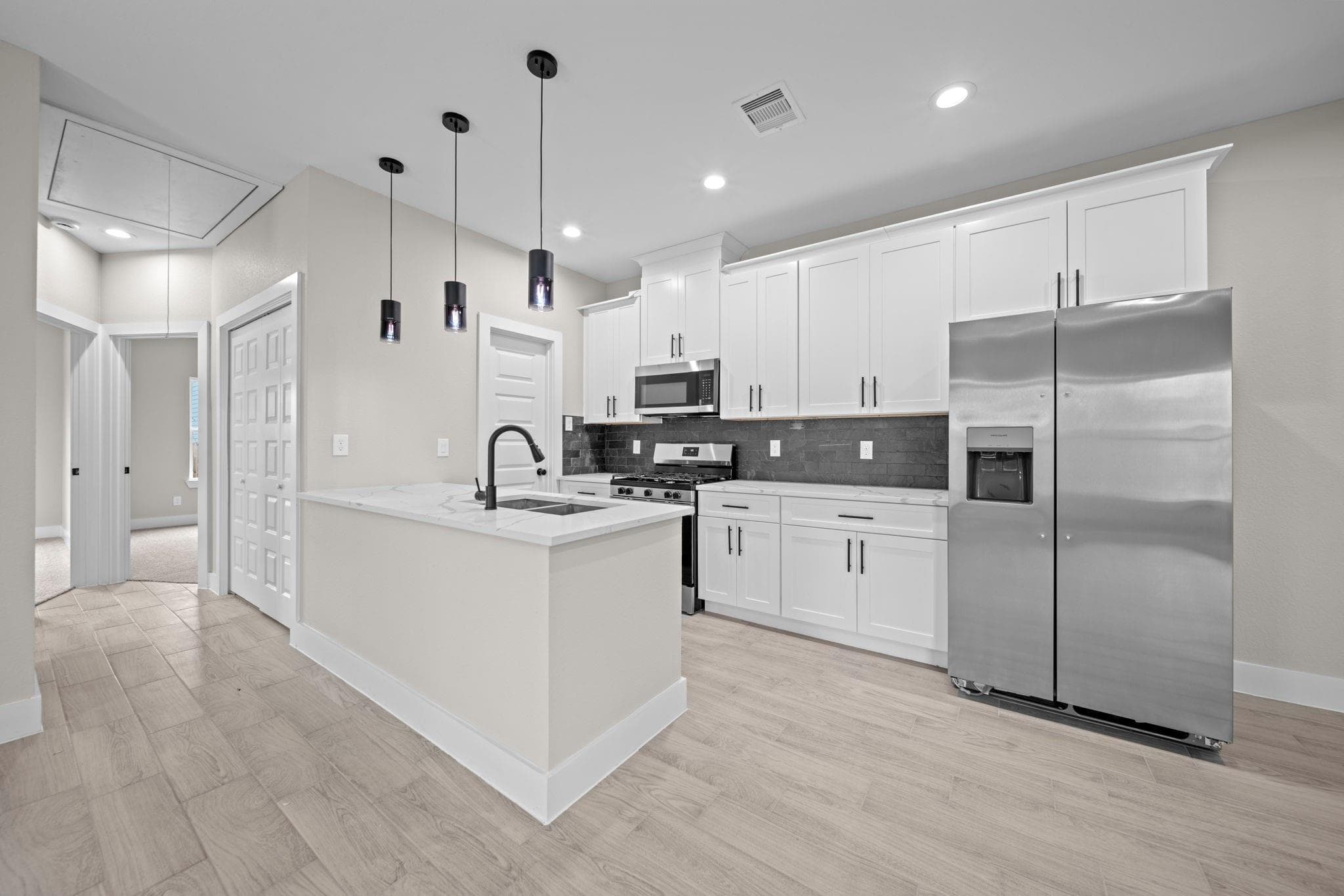929 Green Meadow Lane #B