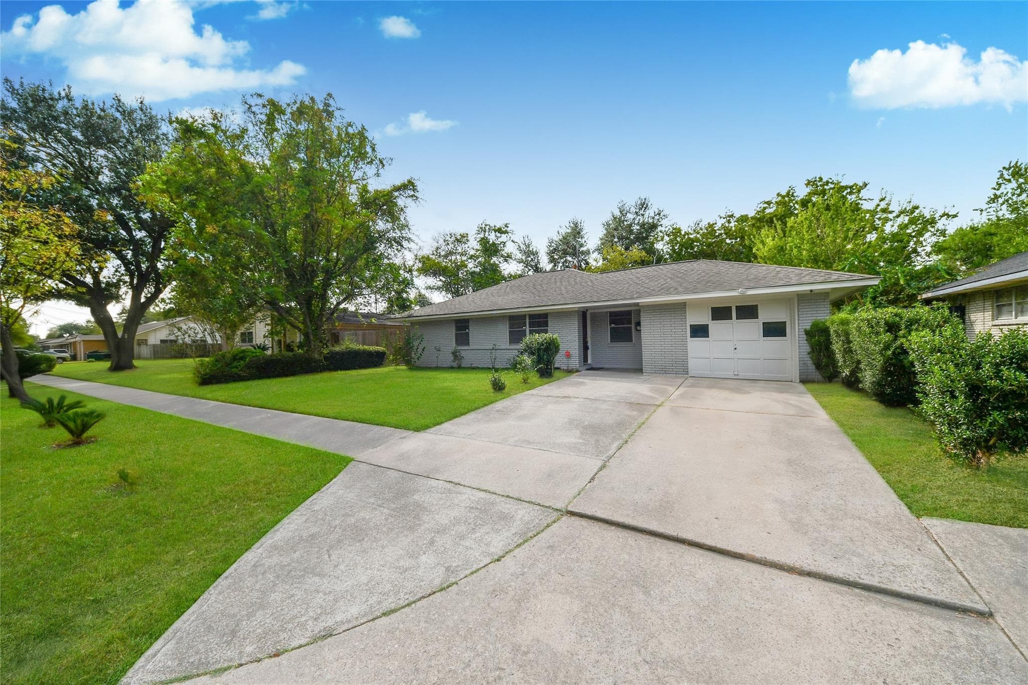 706 Arvana Street