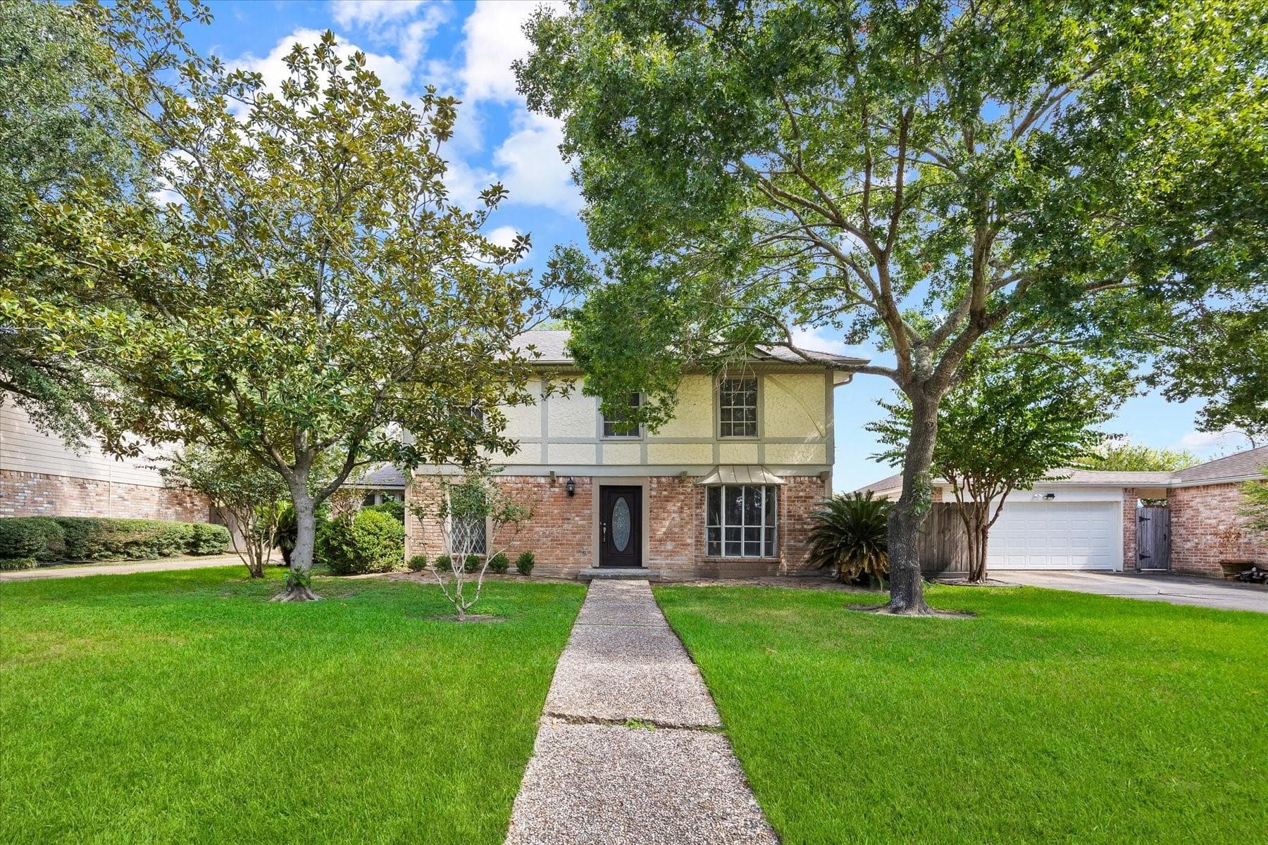 2035 Briarlee Drive