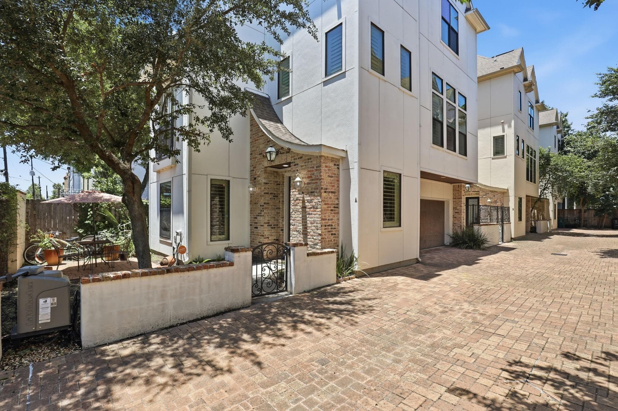 1009 W 24th Street #A